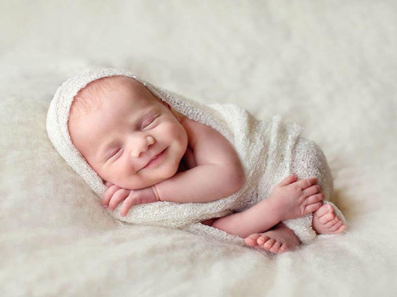 Nệm Ngủ Ngon - Làm gì khi trẻ trớ sữa nhiều và thường xuyên?