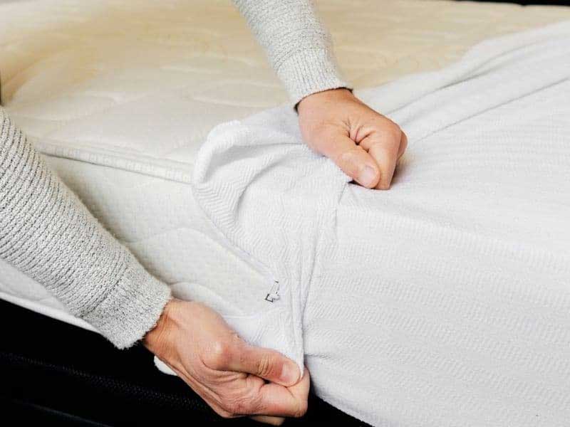 Nệm Ngủ Ngon - Nệm bị ướt nên làm gì? 3 bước chi tiết cứu nệm khỏi nấm mốc và mùi hôi